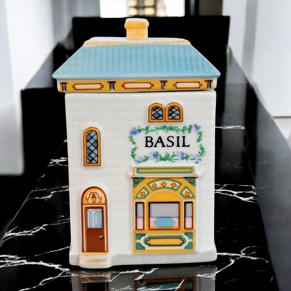 1989 Lenox Spice Village Fine Porcelain BASIL House Spice Jar